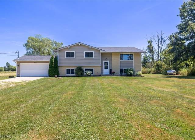 Property at 3531 Yost Rd, Litchfield, OH 44253, 5 beds, 3 baths