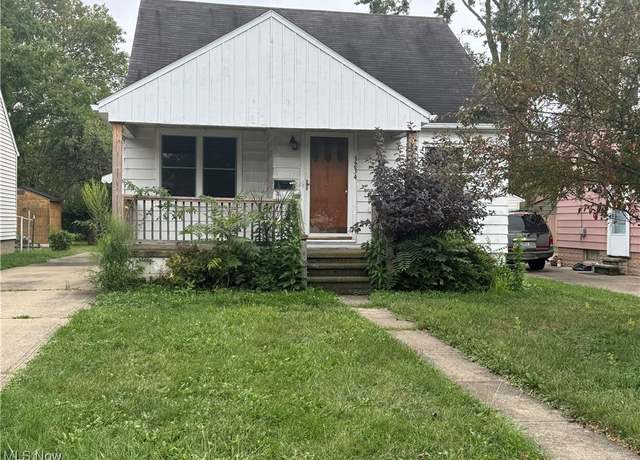 Property at 3234 Lincoln St, Lorain, OH 44052, 3 beds, 2 baths