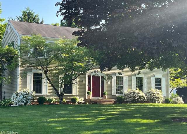 Property at 7114 Andiron Cir NW, Canton, OH 44718, 4 beds, 2.5 baths