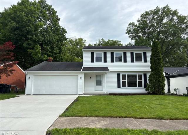 Property at 213 Georgia Ave, Elyria, OH 44035, 3 beds, 2.5 baths