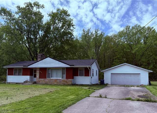 Property at 2442 Ridgewood, Newton Falls, OH 44444, 3 beds, 1.5 baths