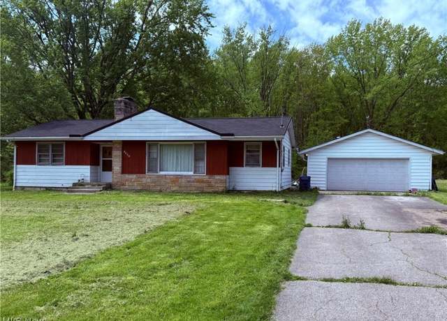 Property at 2442 Ridgewood, Newton Falls, OH 44444, 3 beds, 1.5 baths