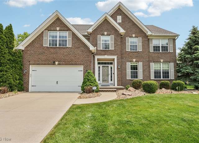Property at 357 Belmar Blvd, Avon Lake, OH 44012, 5 beds, 3 baths
