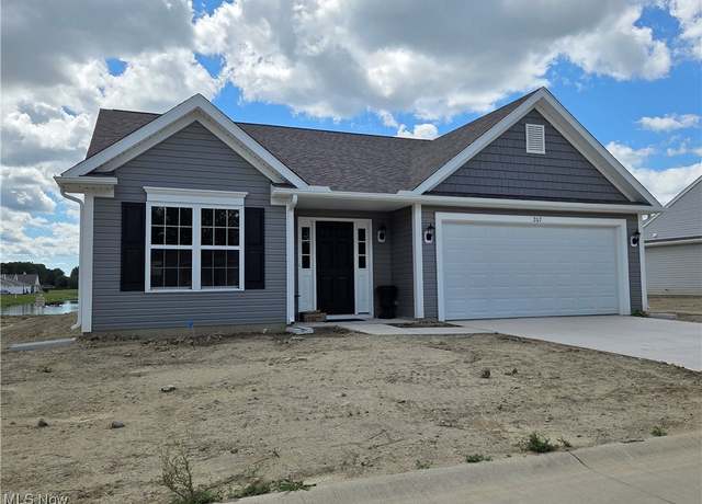 Property at 207 Queensbury Run, Elyria, OH 44035, 2 beds, 2 baths