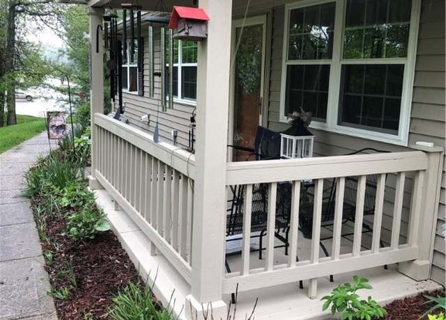 Property at 3552 Colony Hill Dr, Zanesville, OH 43701, 3 beds, 2 baths