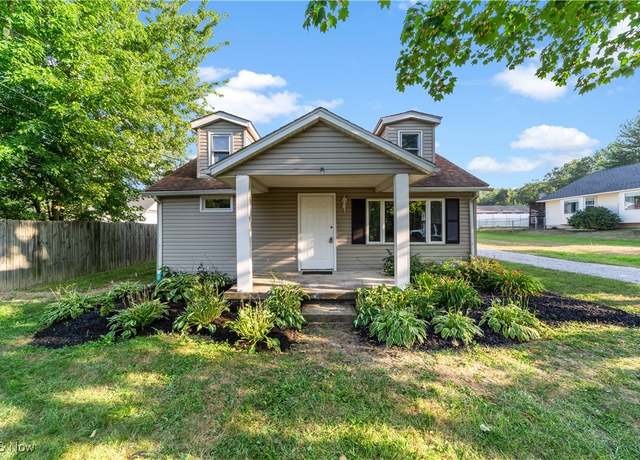 Property at 41631 Rosewood St, Elyria, OH 44035, 2 beds, 1 bath