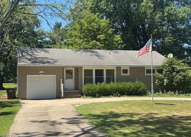 Property at 2730 Columbia Rd, Westlake, OH 44145, 3 beds, 1 bath