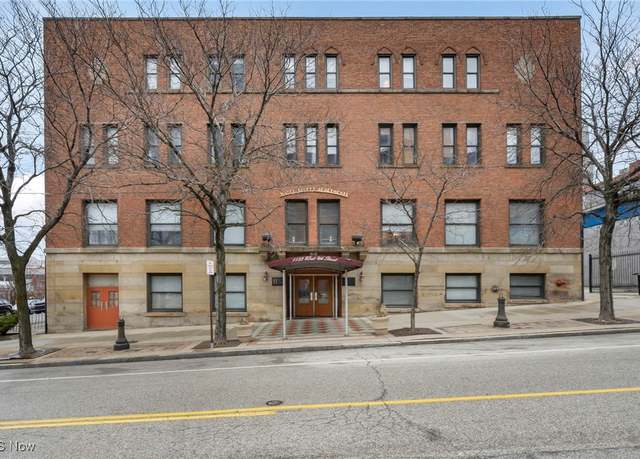 Property at 1133 W 9th St #409, Cleveland, OH 44113, 1 bed, 1 bath