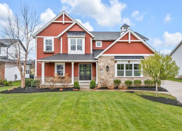 Property at 5600 Shadow Ridge Cir NW, North Canton, OH 44720, 4 beds, 3.5 baths