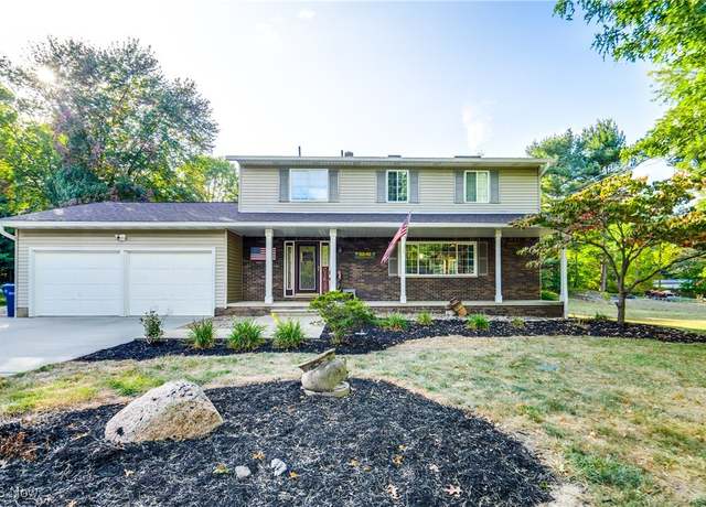Property at 5242 Kaylin Dr, Akron, OH 44319, 4 beds, 2.5 baths