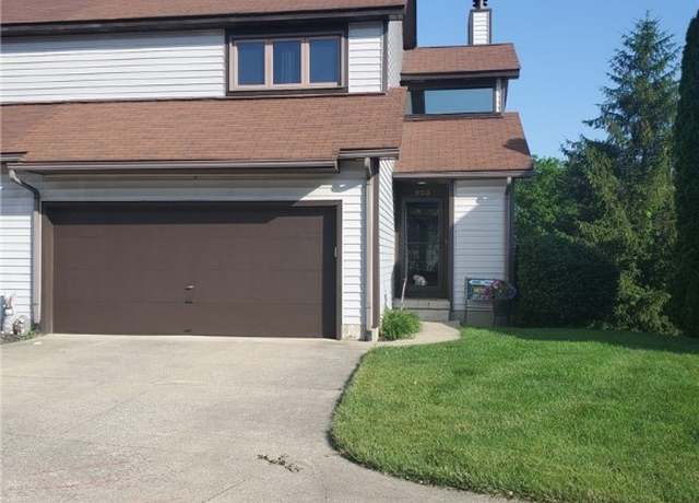 Property at 923 Westland Dr, Medina, OH 44256, 2 beds, 1.5 baths