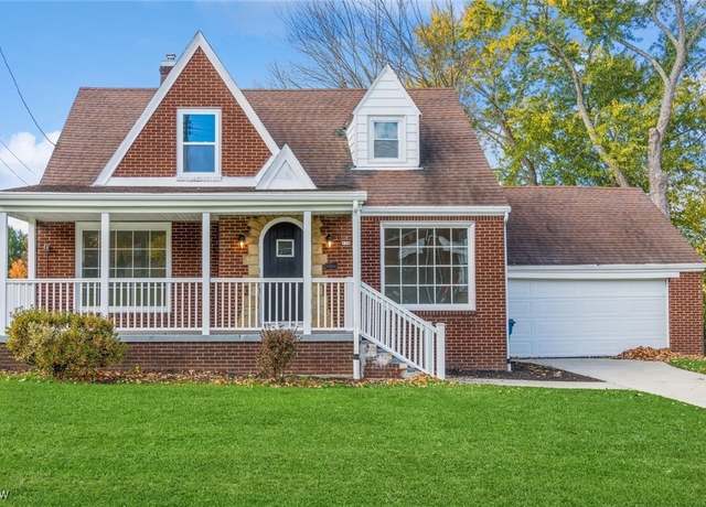 Property at 538 6th St, Campbell, OH 44405, 3 beds, 1.5 baths