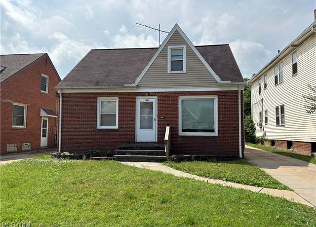 Property at 10806 Wadsworth Ave, Garfield Heights, OH 44125, 3 beds, 1 bath