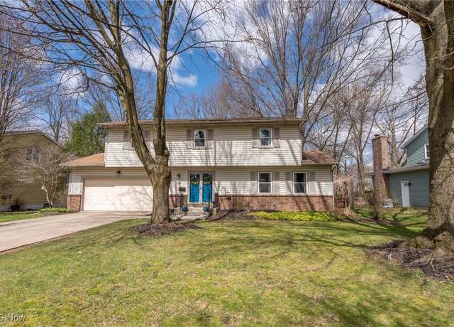 Property at 438 Farr Ave, Wadsworth, OH 44281, 4 beds, 2.5 baths