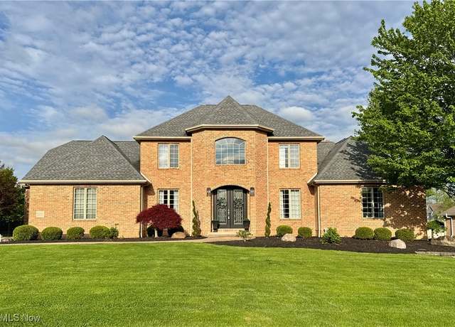 Property at 3995 Montereale Dr, Canfield, OH 44406, 4 beds, 4 baths