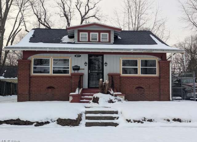 Property at 877 Frederick Blvd, Akron, OH 44320, 2 beds, 1 bath