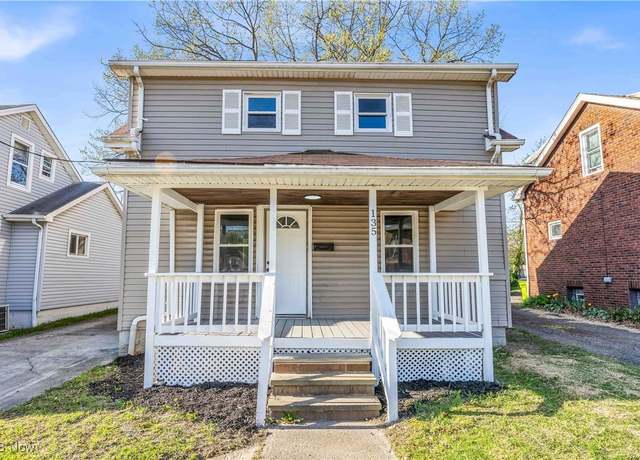 Property at 135 W Bagley Rd, Berea, OH 44017, 2 beds, 1.5 baths