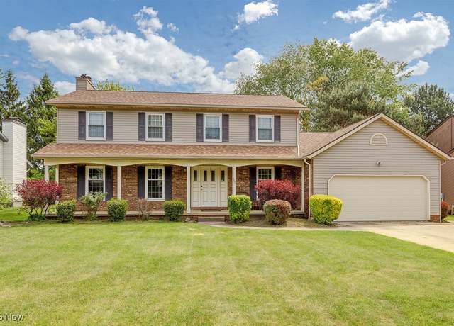 Property at 527 Amberwood Dr, Akron, OH 44312, 4 beds, 2.5 baths
