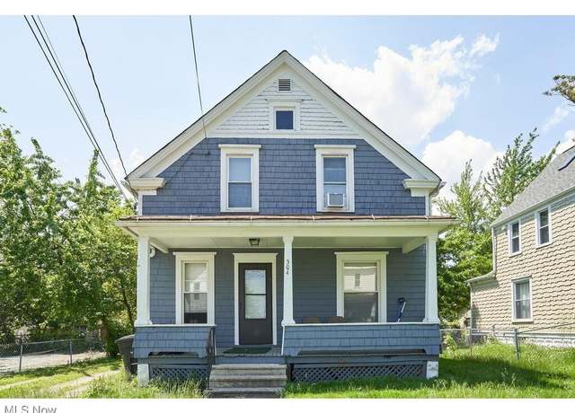 Property at 504 Sumner St, Akron, OH 44304, 3 beds, 1 bath