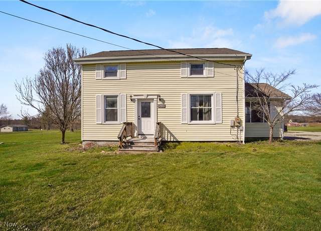 Property at 14372 W Akron Canfield Rd, Berlin Center, OH 44401, 3 beds, 1.5 baths
