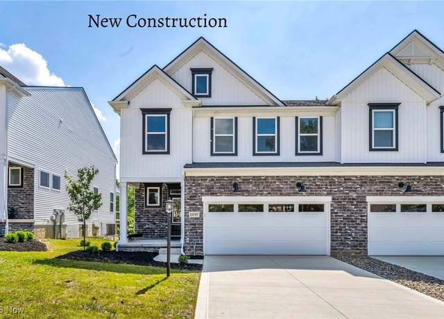 Property at 2097 Glenmont Dr, Brunswick, OH 44212, 3 beds, 2.5 baths