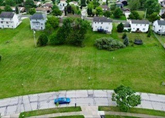 Property at 25686 Buckthorn Rd, Bedford Heights, OH 44146