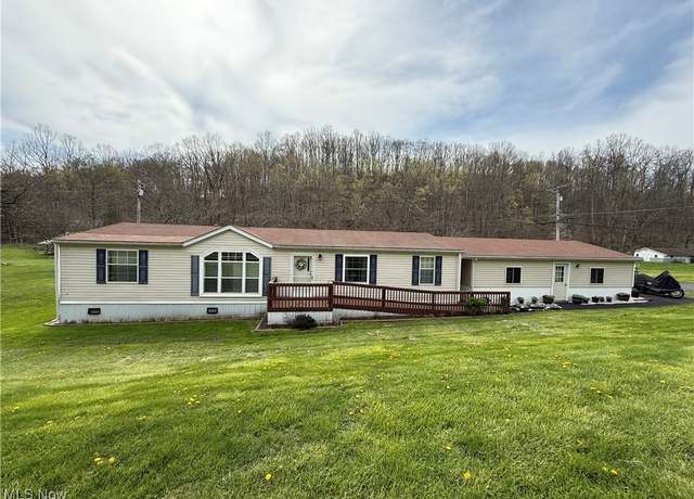Property at 131 Old Davisson Run Rd, Clarksburg, WV 26301, 3 beds, 2 baths