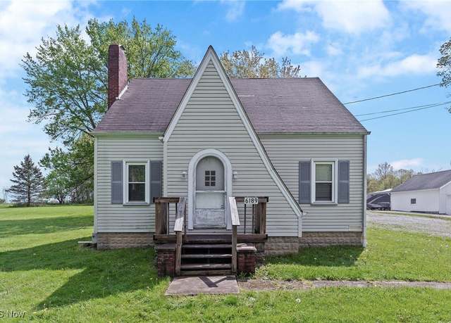 Property at 6189 Highland Ave SW, Lordstown, OH 44481, 3 beds, 1 bath