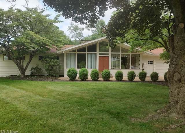 Property at 2147 Fulton Dr, Coshocton, OH 43812, 3 beds, 2 baths