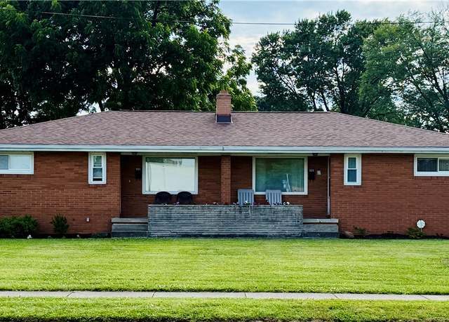 Property at 939-941 Fifth St, Struthers, OH 44471, 4 beds, 4 baths