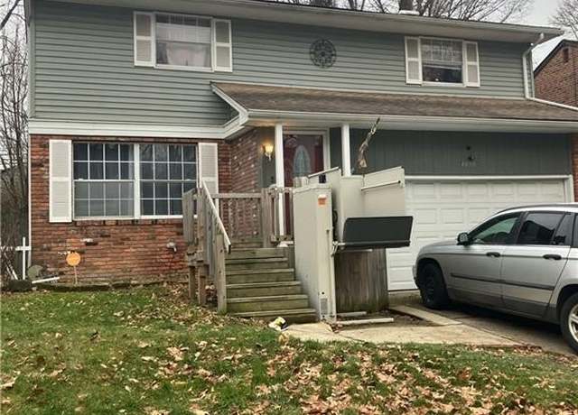 Property at 4090 Princeton Blvd, South Euclid, OH 44121, 3 beds, 2.5 baths