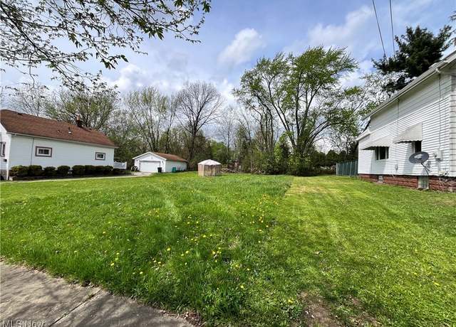 Property at 973 Tressel Ave, Akron, OH 44307