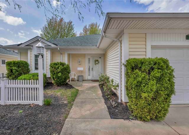 Property at 126 Legend Trl, Willowick, OH 44095, 2 beds, 2 baths