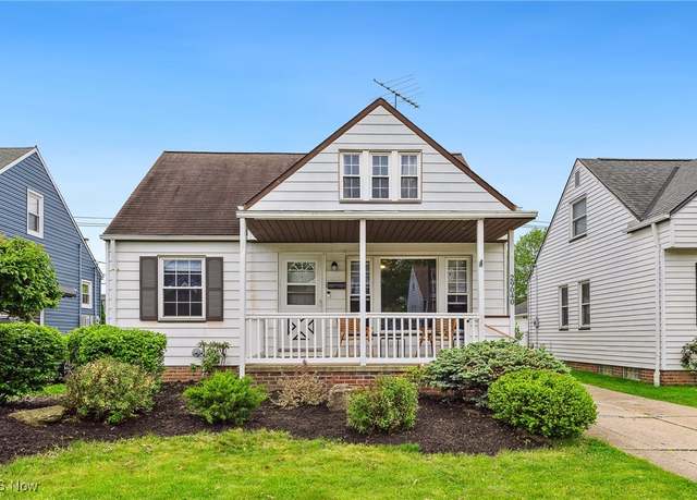 Property at 29040 Forestgrove Rd, Willowick, OH 44095, 3 beds, 2 baths