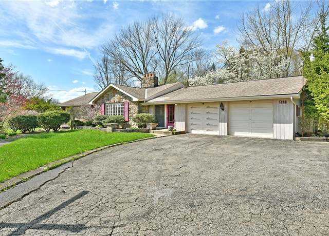 Property at 6231 Warren Sharon Rd, Brookfield, OH 44403, 3 beds, 1.5 baths