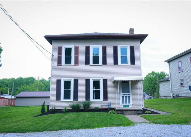Property at 207 2nd Ave NE, Beach City, OH 44608, 3 beds, 1.5 baths