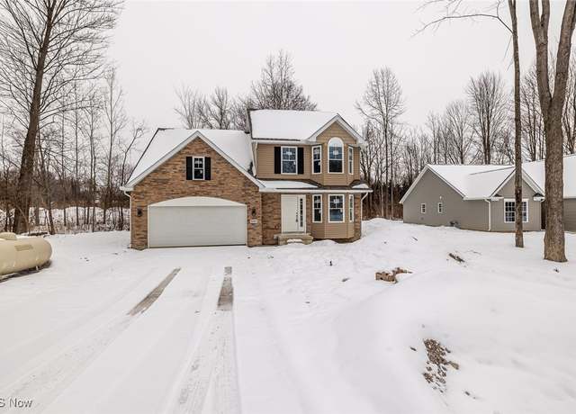 Property at 26882 Schady Rd, Olmsted Twp, OH 44138, 4 beds, 3 baths