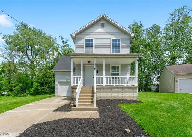 Property at 380 Maryknoll Dr, Campbell, OH 44405, 4 beds, 1.5 baths