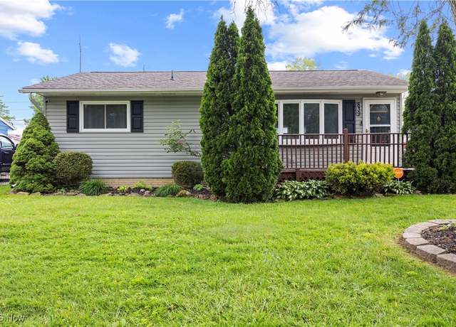 Property at 839 Delaware Ave, Elyria, OH 44035, 3 beds, 1 bath