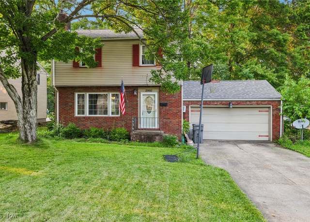 Property at 2992 Eldora Dr, Youngstown, OH 44511, 3 beds, 1 bath