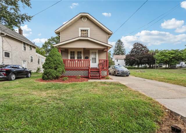 Property at 1295 Kohler Ave, Akron, OH 44314, 3 beds, 1 bath
