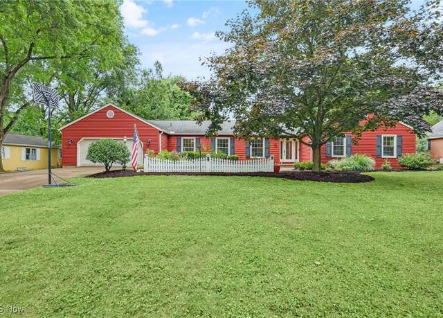 Property at 1752 Morgan St, Wooster, OH 44691, 4 beds, 2.5 baths