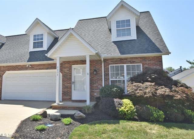 Property at 2053 Jennifer St, Akron, OH 44313, 2 beds, 2.5 baths