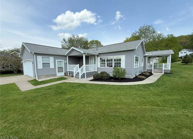 Property at 222 Polaris Dr, Dover, OH 44622, 3 beds, 2 baths