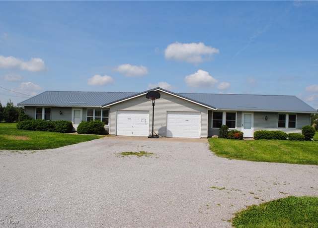 Property at 13350 Baumhart Rd, Amherst, OH 44001, 4 beds, 2 baths
