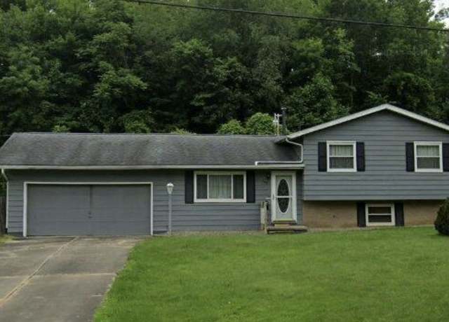 Property at 3296 Lullaby Ln, New Franklin, OH 44216, 3 beds, 1.5 baths