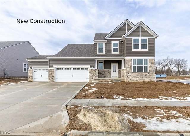 Property at 304 Arboretum Ct, Akron, OH 44333, 3 beds, 2.5 baths