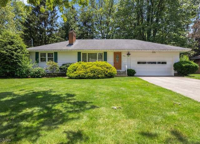 Property at 39561 Robert Ln, Elyria, OH 44035, 3 beds, 1 bath