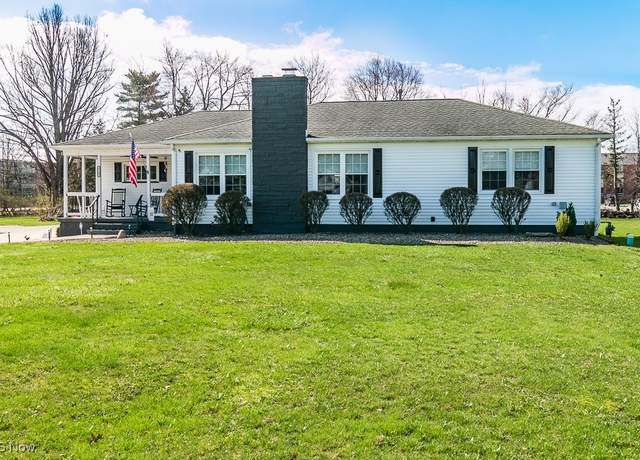 Property at 6200 Highland Rd, Highland Heights, OH 44143, 3 beds, 2 baths