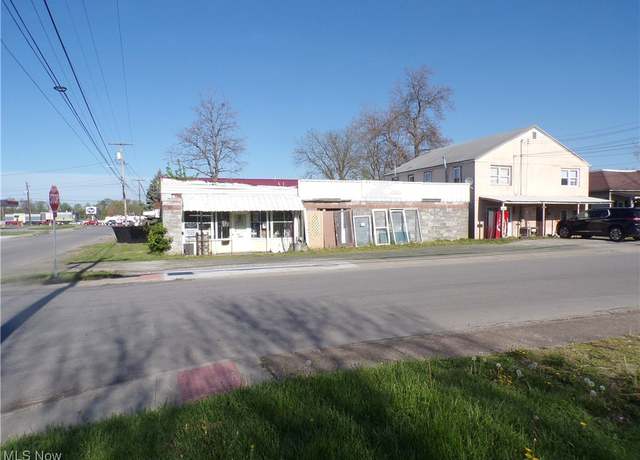 Property at 910 Neal St, Parkersburg, WV 26101, 2 beds, 1 bath